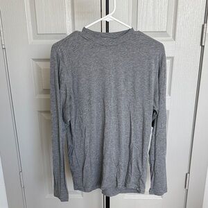 SKIMS BOYFRIEND LONG SLEEVE TSHIRT IN GRAY SIZE SMALL
